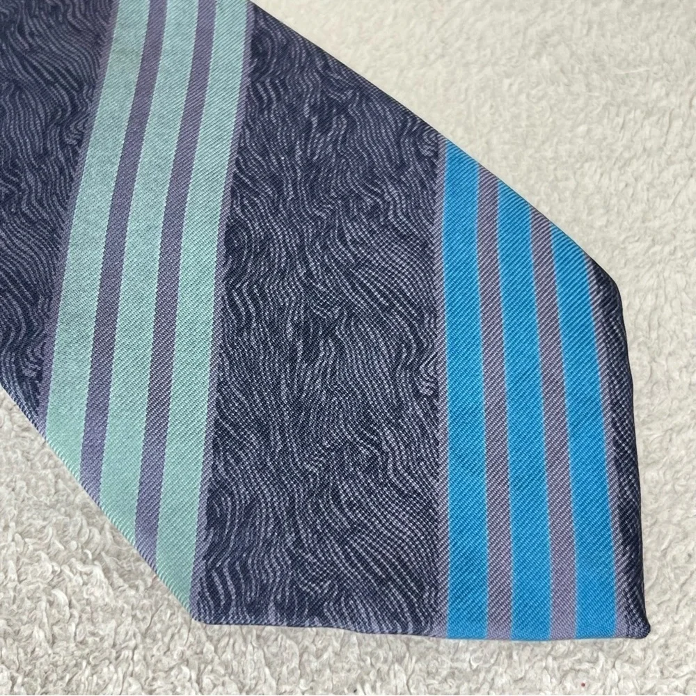 Valentino Cravatte Silk Tie-Blue Striped-Men’s-Business-Luxury-Designer-Fashion